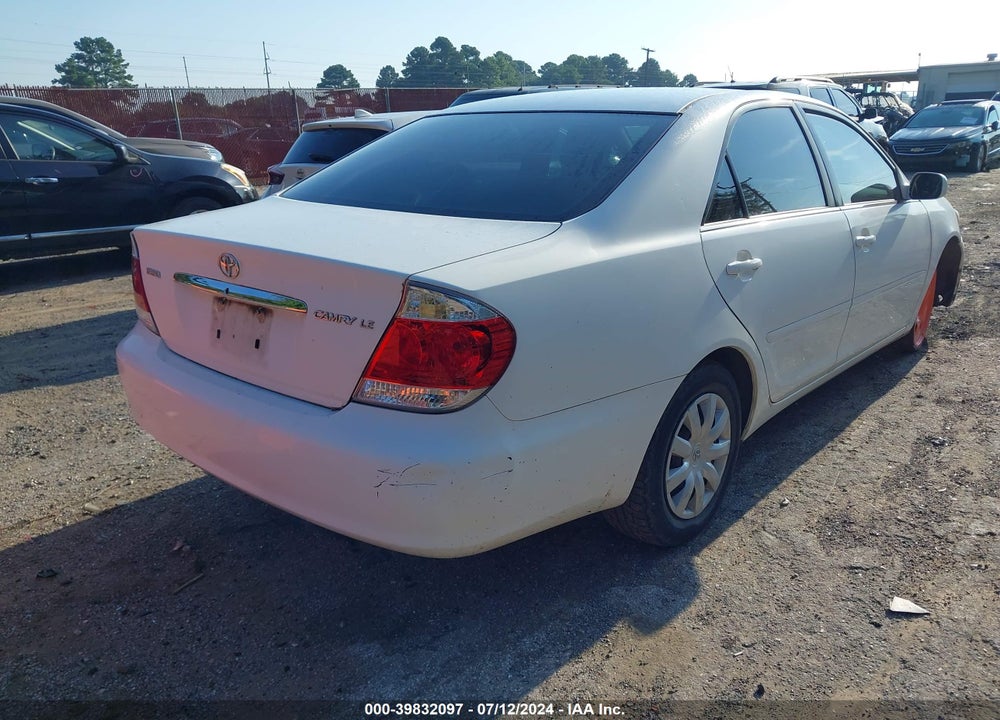 2005 TOYOTA CAMRY LE VIN: 4T1BE32K75U582491