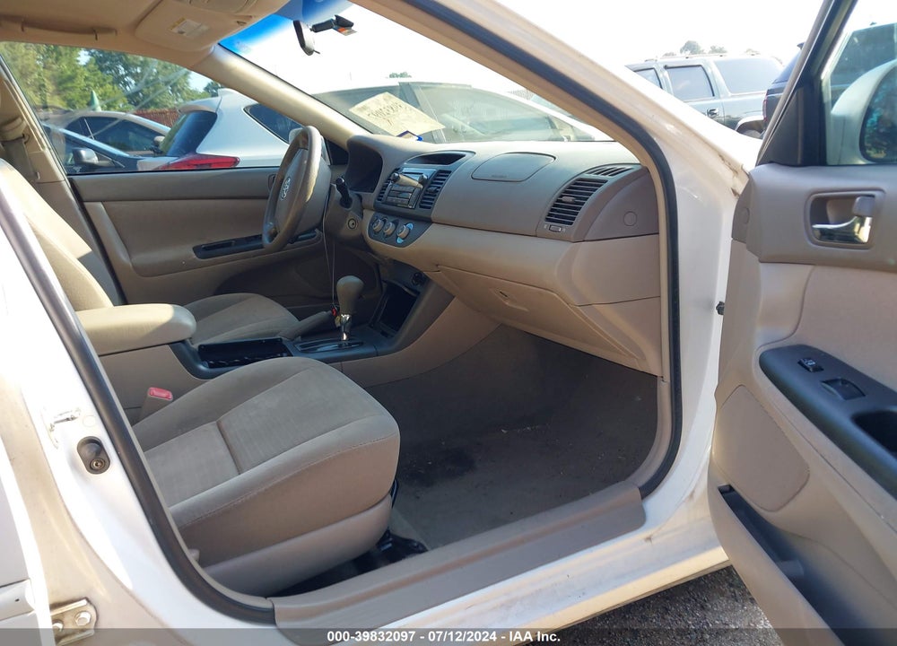2005 TOYOTA CAMRY LE VIN: 4T1BE32K75U582491