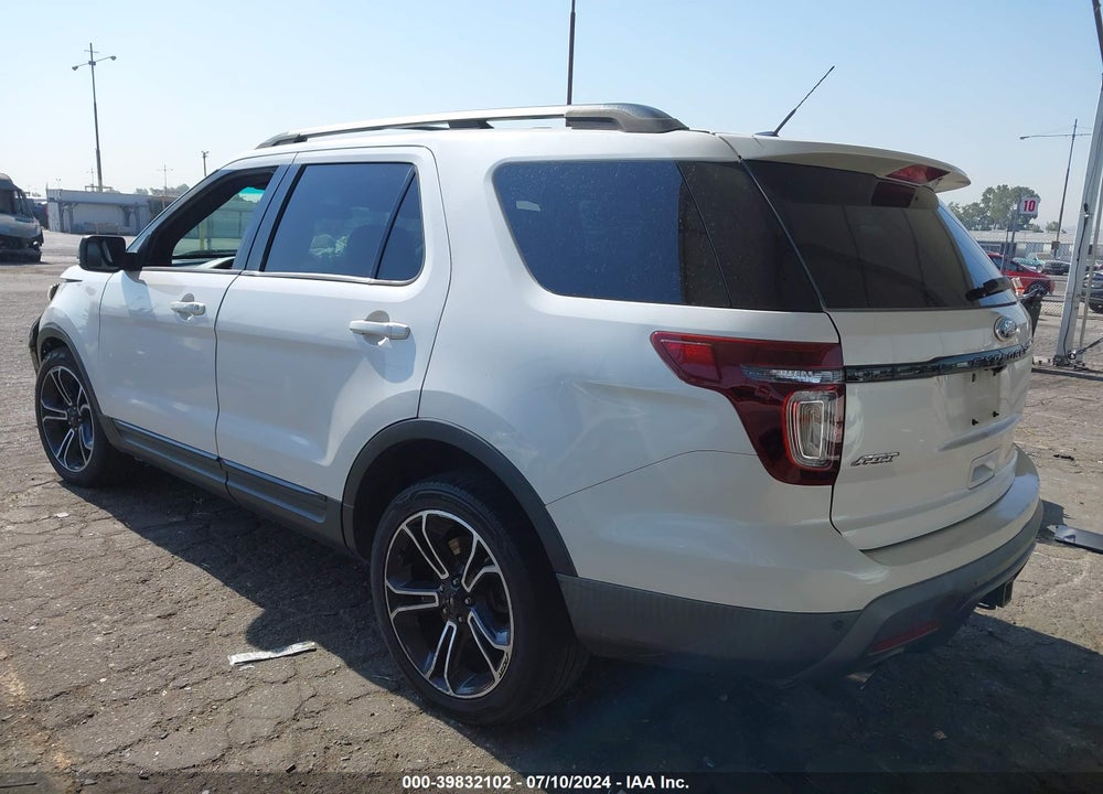 2015 EXPLORER FORD  SPORT VIN: 1FM5K8GT4FGC05993