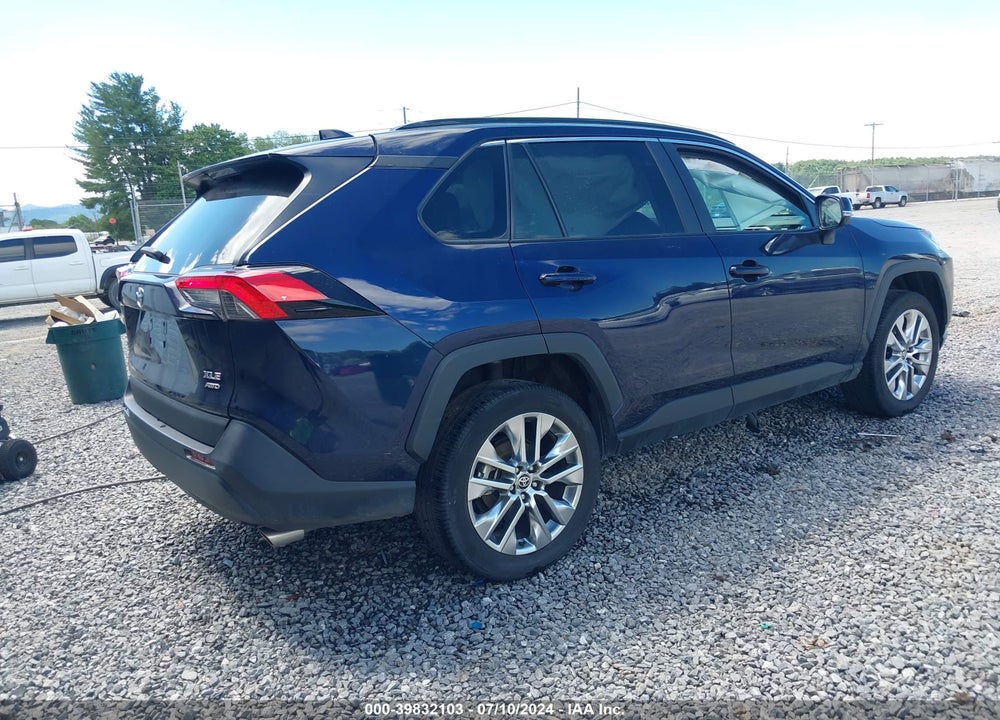 2021 TOYOTA RAV4 XLE PREMIUM VIN: 2T3A1RFVXMW193638