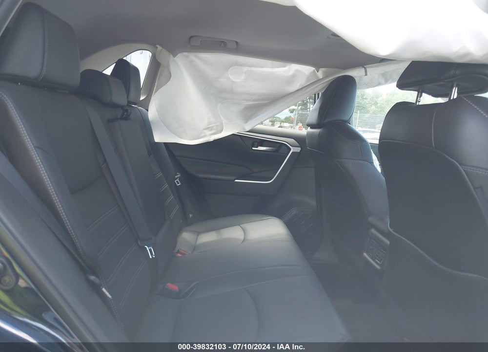 2021 TOYOTA RAV4 XLE PREMIUM VIN: 2T3A1RFVXMW193638
