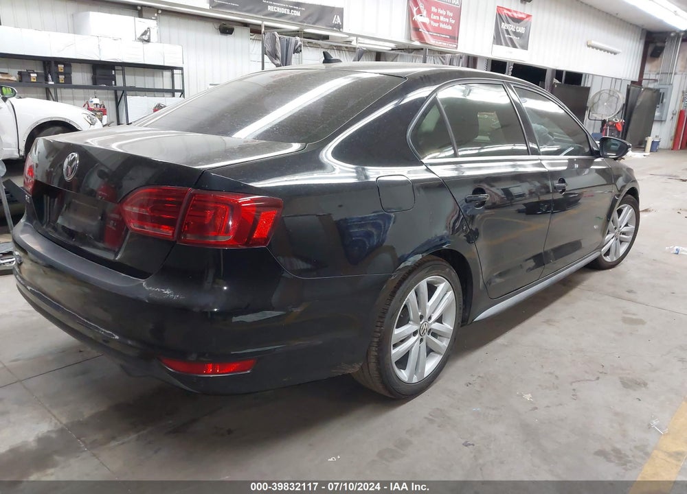 2014 VOLKSWAGEN JETTA GLI VIN: 3VW4S7AJXEM212627