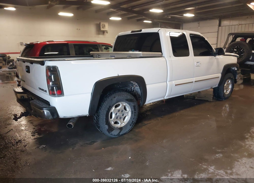 2003 CHEVROLET SILVERADO 1500 LS VIN: 2GCEK19T631106187