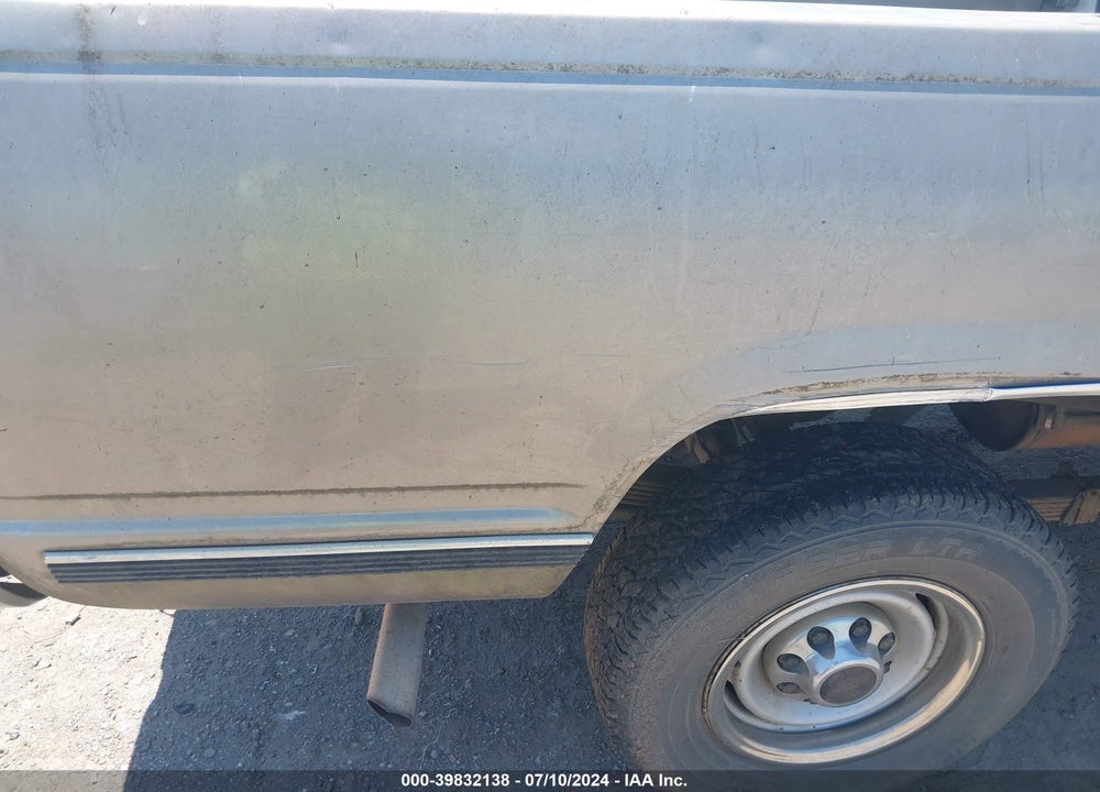 1999 CHEVROLET C2500 VIN: 1GCGC24R5XR725271