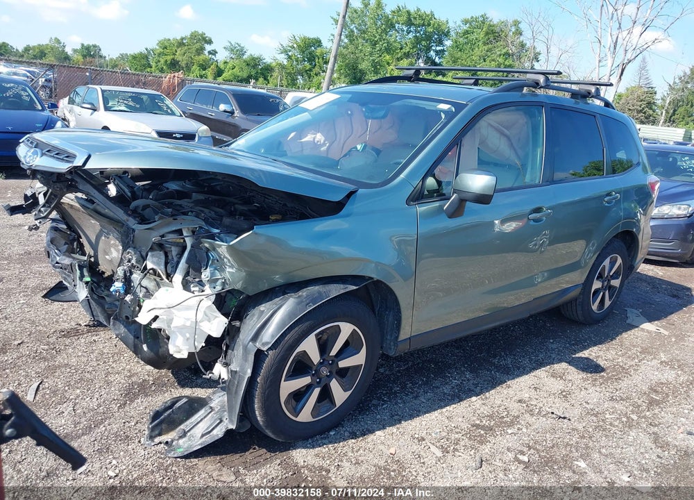 2018 SUBARU FORESTER 2.5I PREMIUM VIN: JF2SJAEC2JH453264