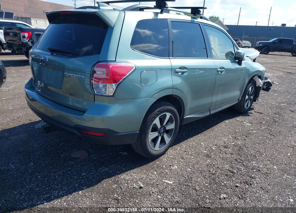 2018 SUBARU FORESTER 2.5I PREMIUM VIN: JF2SJAEC2JH453264
