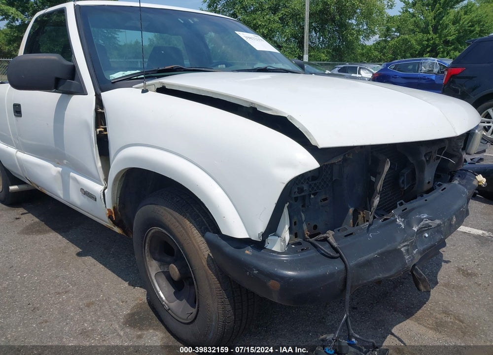2001 CHEVROLET S-10 VIN: 1GCCS14581K188081
