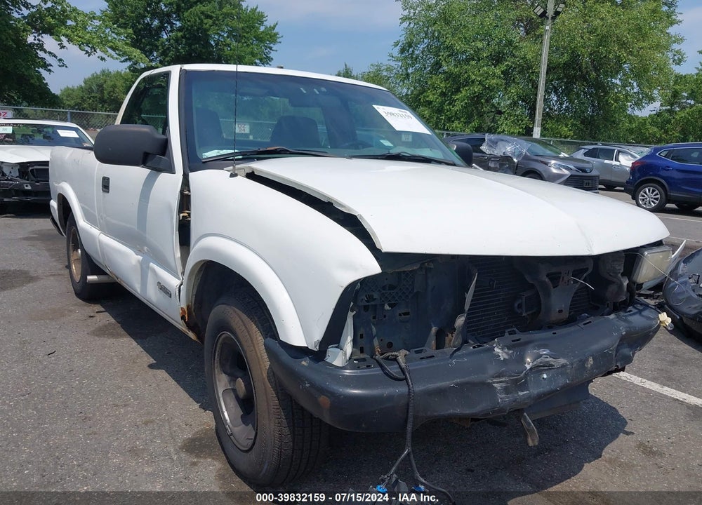 2001 CHEVROLET S-10 VIN: 1GCCS14581K188081