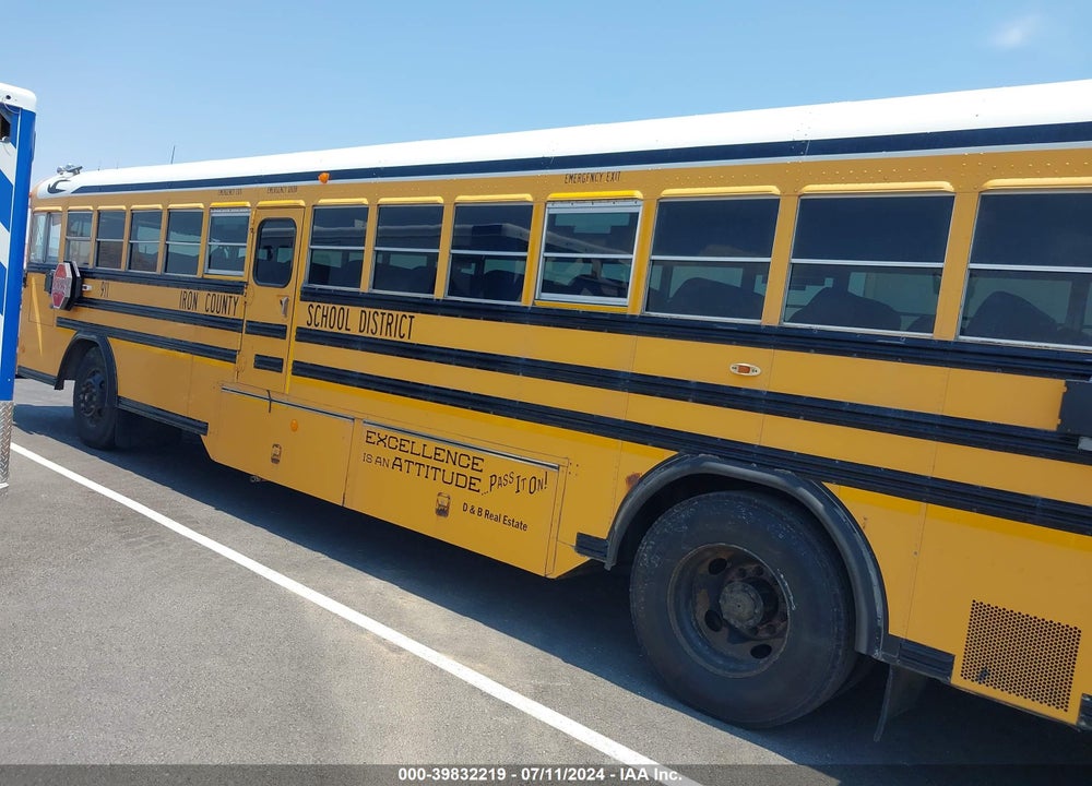 2004 BLUE BIRD SCHOOL BUS / TRANSIT BUS VIN: 1BABNBXA84F217233