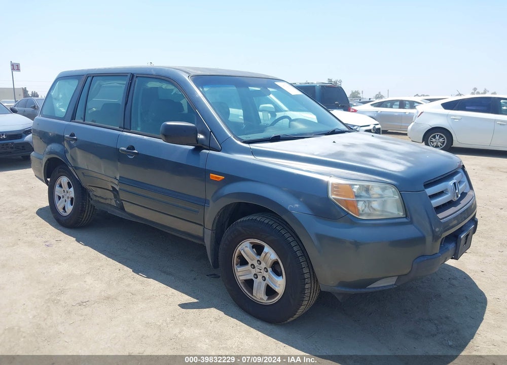 2006 HONDA PILOT LX VIN: 5FNYF28186B052044