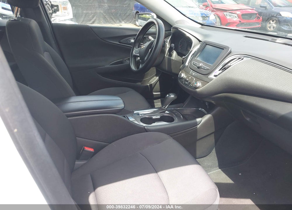 2018 CHEVROLET MALIBU LT VIN: 1G1ZD5ST0JF185089