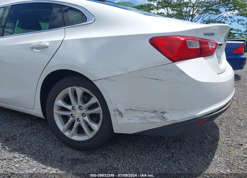 2018 CHEVROLET MALIBU LT VIN: 1G1ZD5ST0JF185089