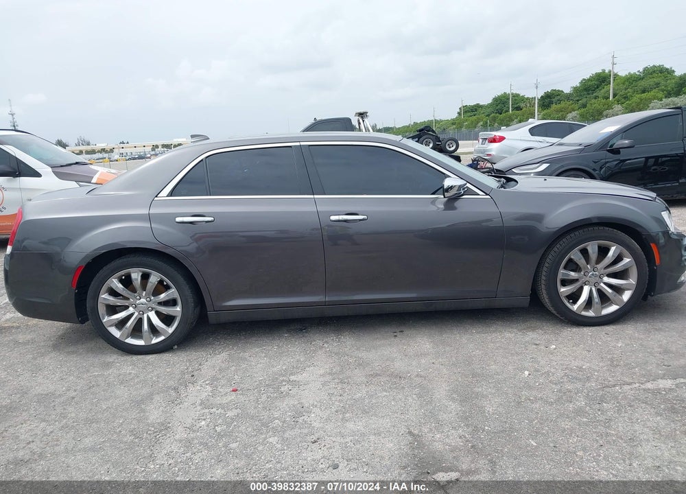 2017 CHRYSLER 300C VIN: 2C3CCAEG6HH667859
