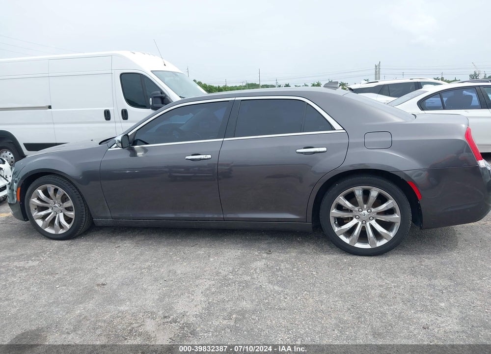 2017 CHRYSLER 300C VIN: 2C3CCAEG6HH667859