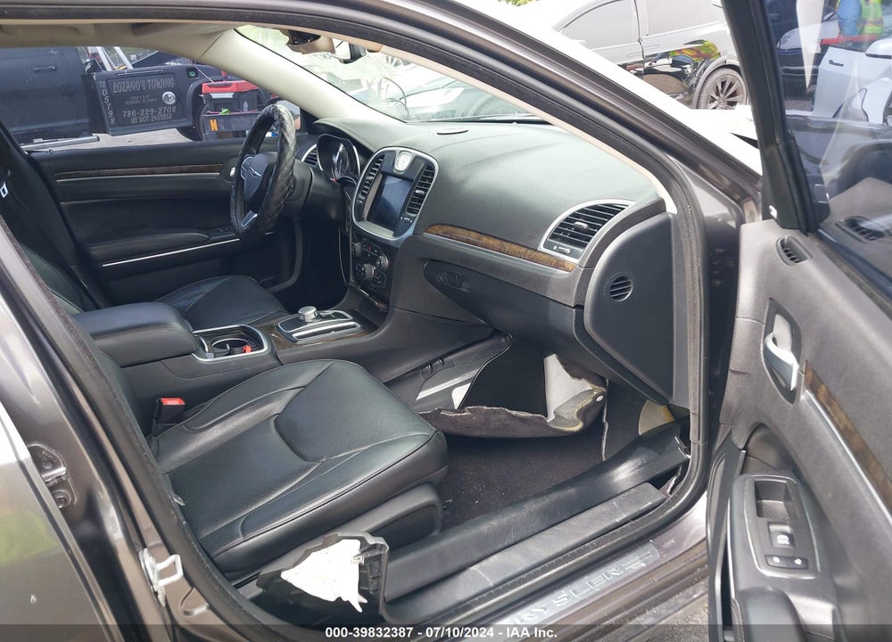 2017 CHRYSLER 300C VIN: 2C3CCAEG6HH667859