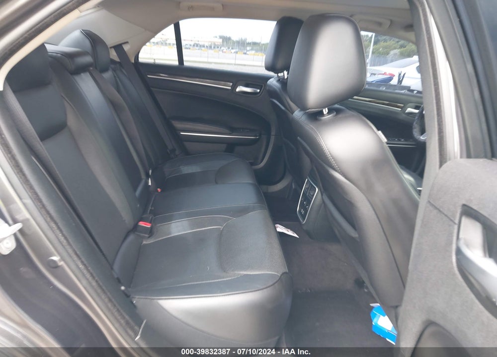 2017 CHRYSLER 300C VIN: 2C3CCAEG6HH667859