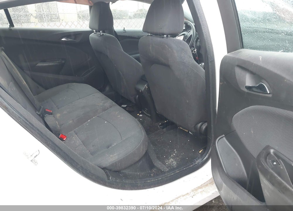 2019 CHEVROLET CRUZE LT VIN: 1G1BE5SM1K7146708