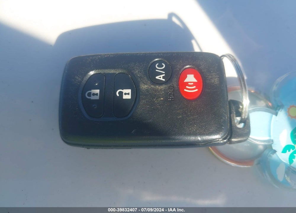 2013 TOYOTA PRIUS PLUG-IN VIN: JTDKN3DP8D3032959