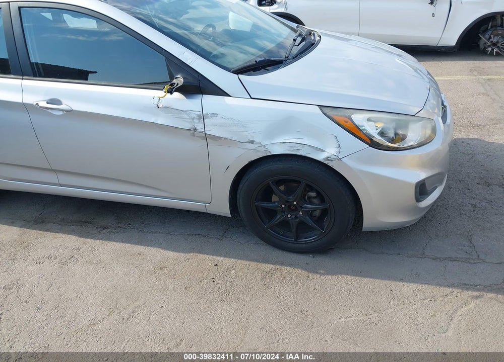2014 HYUNDAI ACCENT GS VIN: KMHCT5AE2EU188530