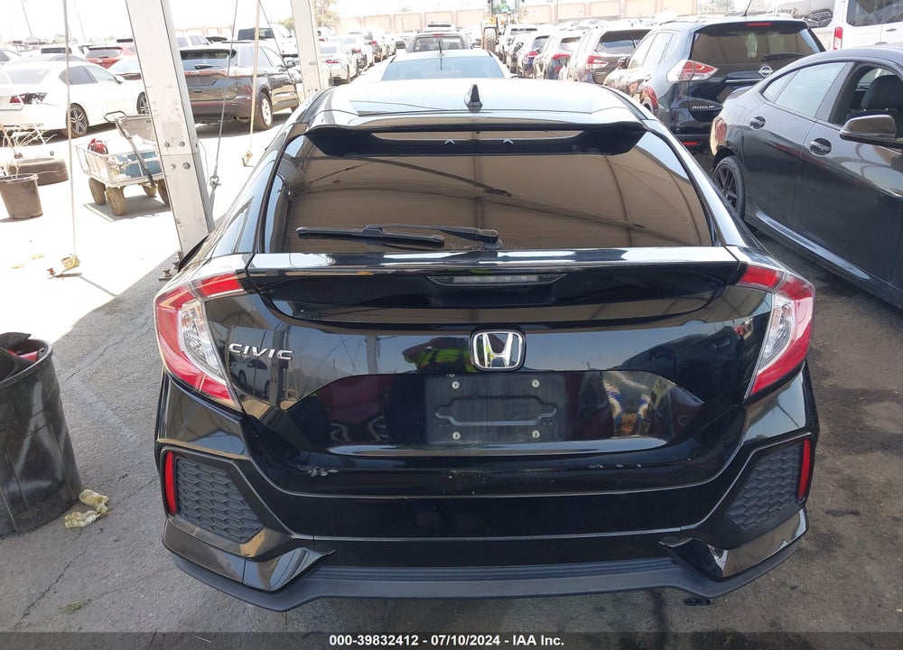2018 HONDA CIVIC LX VIN: SHHFK7H21JU407653