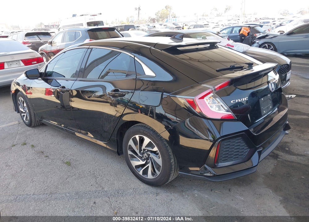 2018 HONDA CIVIC LX VIN: SHHFK7H21JU407653