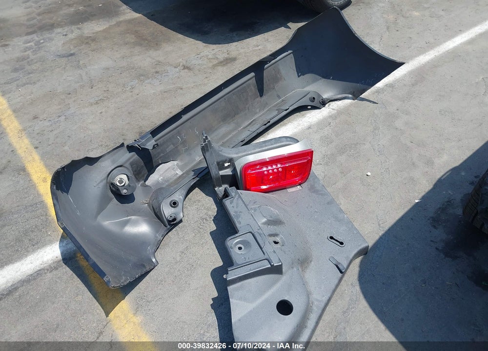 2008 SCION XB VIN: JTLKE50E281012261