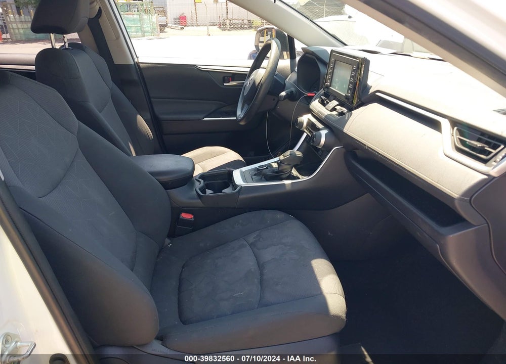 2019 TOYOTA RAV4 HYBRID XLE VIN: JTMRWRFV5KD005672