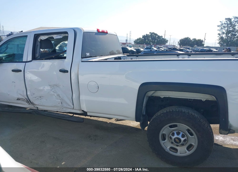 2018 CHEVROLET SILVERADO 2500HD WT VIN: 1GC1CUEG2JF179648