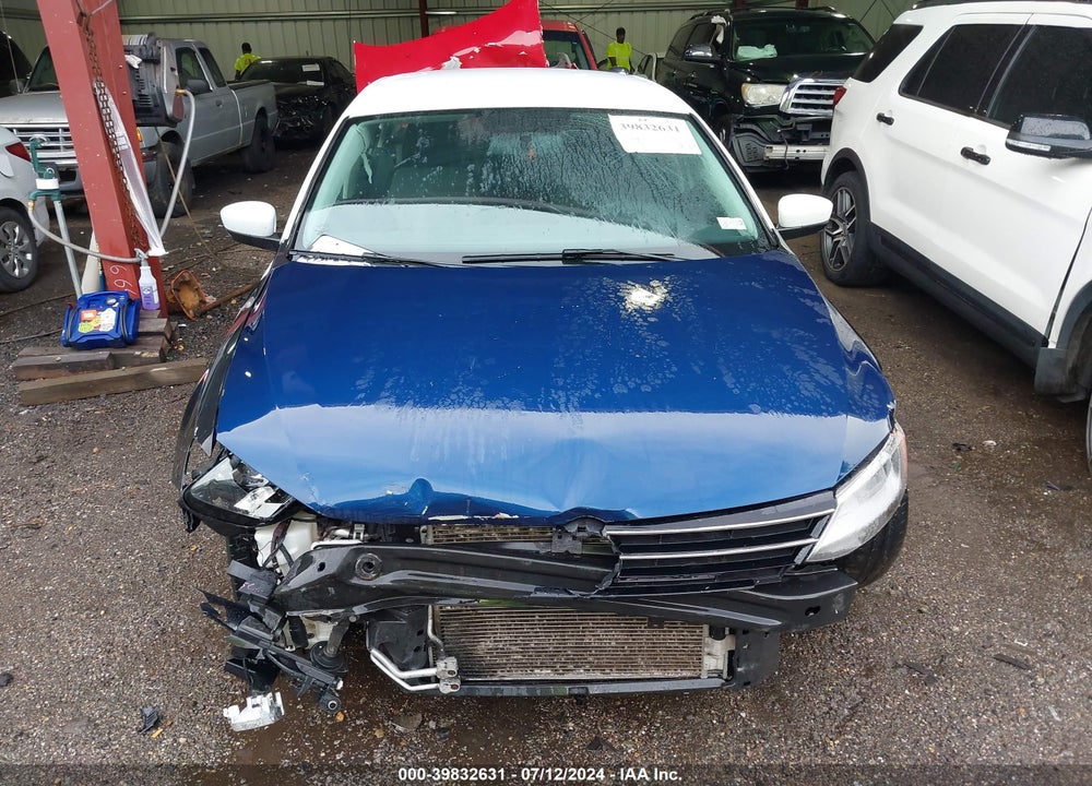2017 VOLKSWAGEN JETTA VIN: 3VW2B7AJ5HM268082