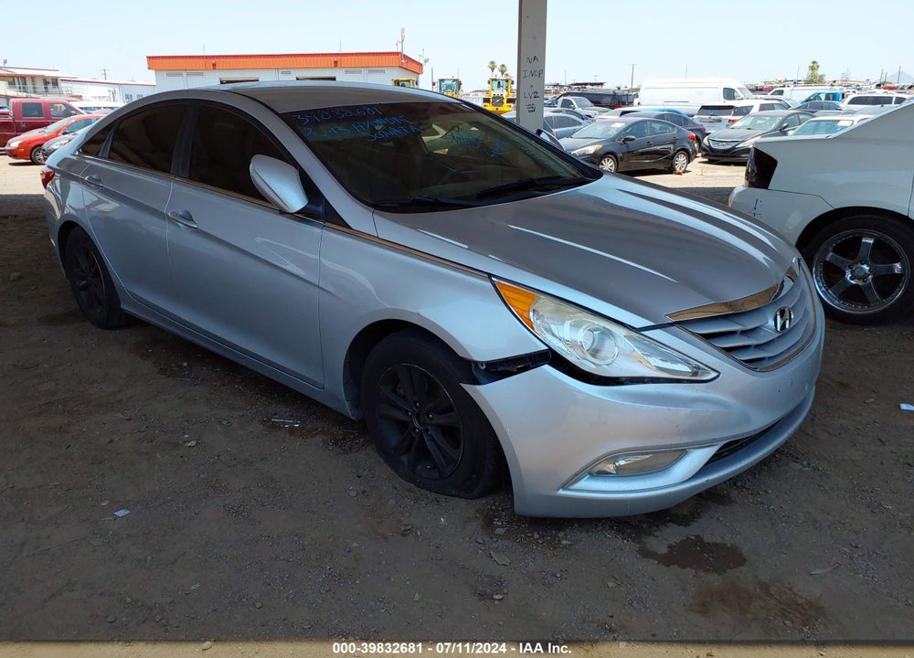 2013 HYUNDAI SONATA GLS VIN: 5NPEB4AC1DH606920