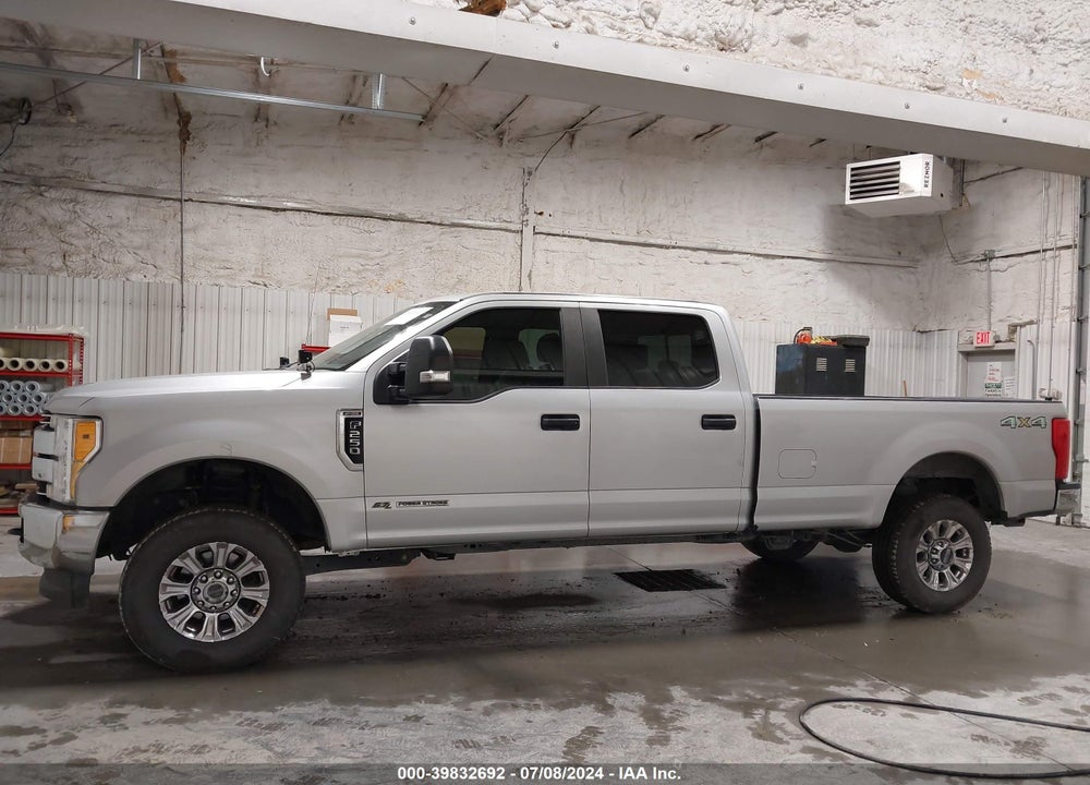 2019 FORD F-250 XL VIN: 1FT7W2BTXKEE02937