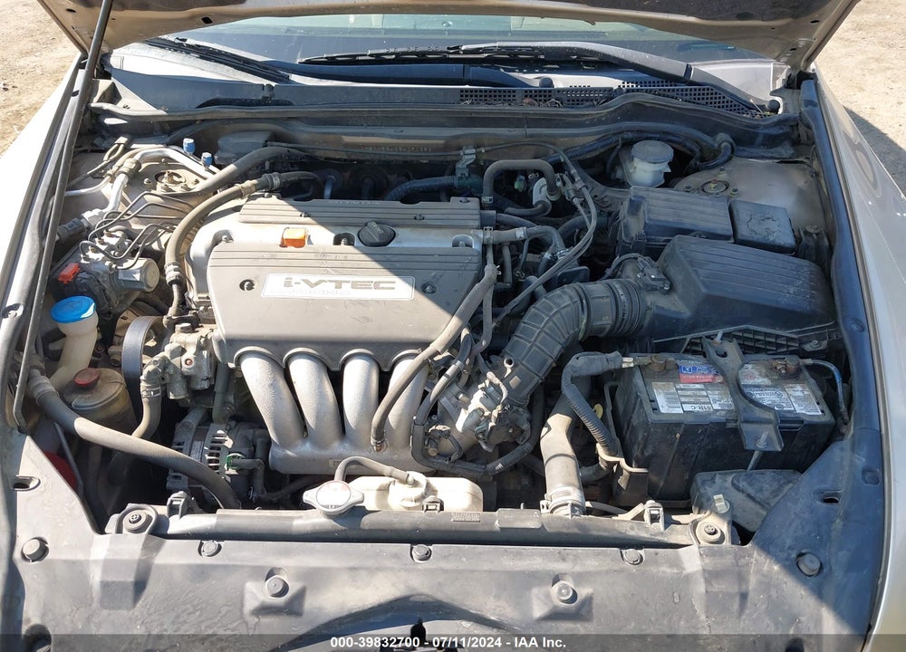 2005 HONDA ACCORD 2.4 LX VIN: 1HGCM56425A090683