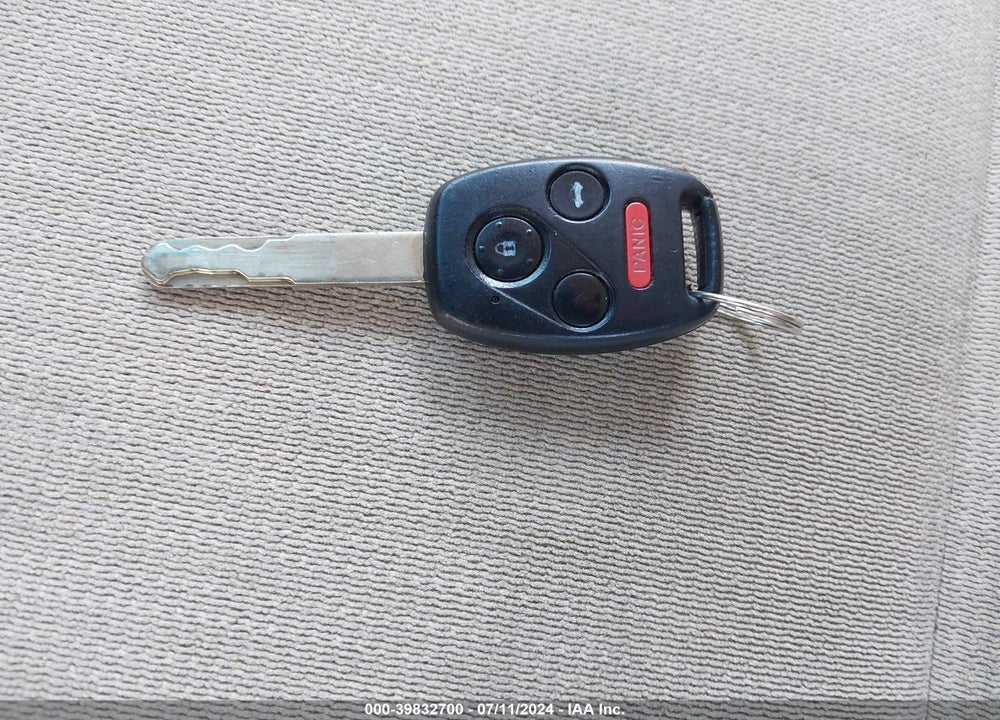 2005 HONDA ACCORD 2.4 LX VIN: 1HGCM56425A090683