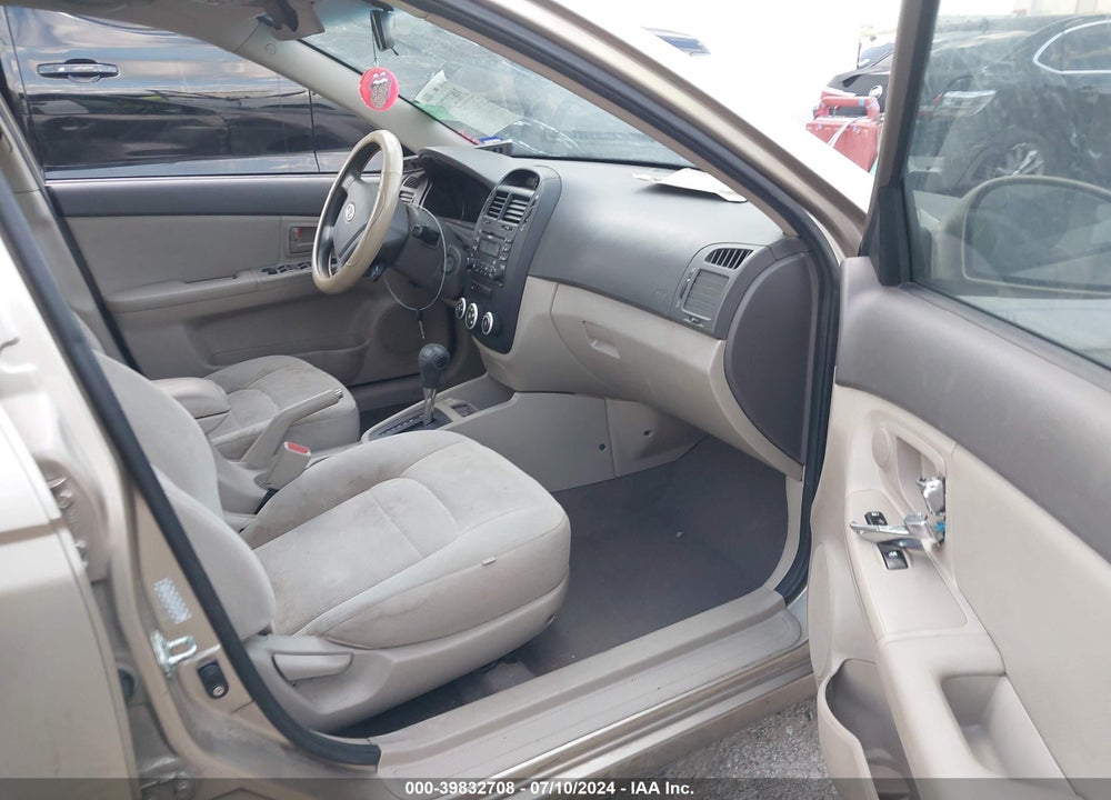 2009 KIA SPECTRA EX VIN: KNAFE221195590350
