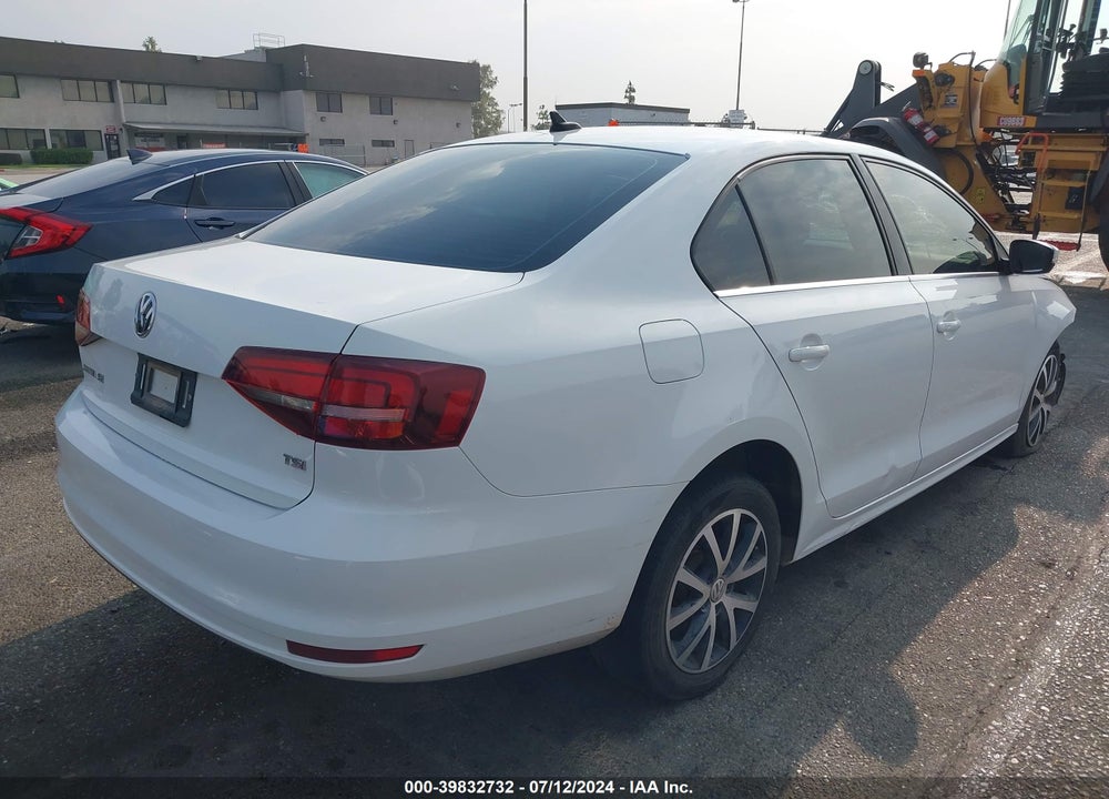 2017 VOLKSWAGEN JETTA 1.4T SE VIN: 3VWDB7AJXHM270712