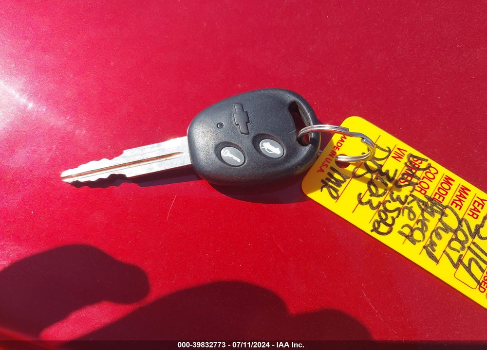 2007 CHEVROLET AVEO LT VIN: KL1TG56627B173123