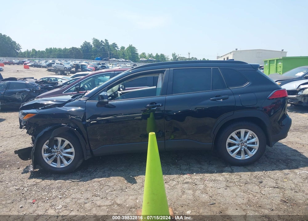 2024 TOYOTA COROLLA CROSS LE VIN: 7MUCAAAG2RV088948