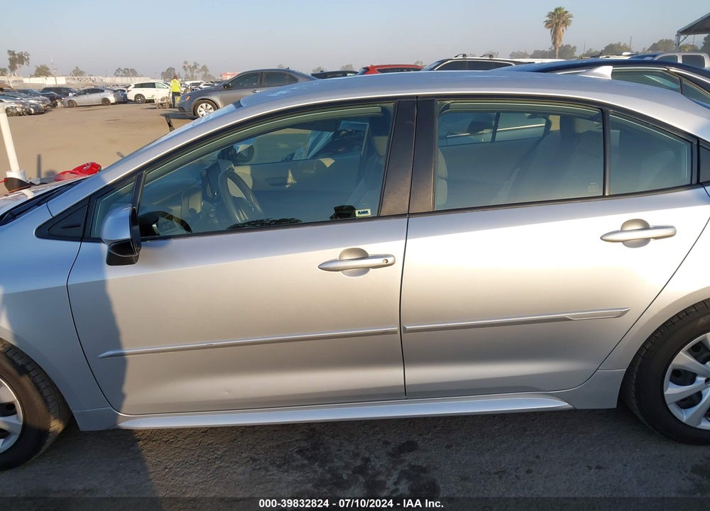 2022 TOYOTA COROLLA LE VIN: JTDEPMAE4N3007199