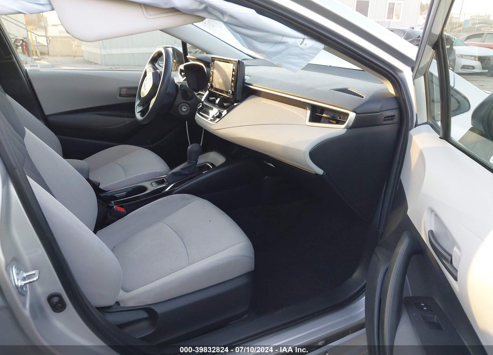 2022 TOYOTA COROLLA LE VIN: JTDEPMAE4N3007199