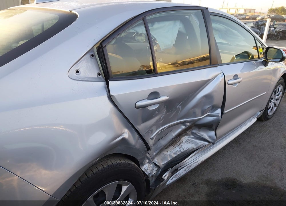 2022 TOYOTA COROLLA LE VIN: JTDEPMAE4N3007199
