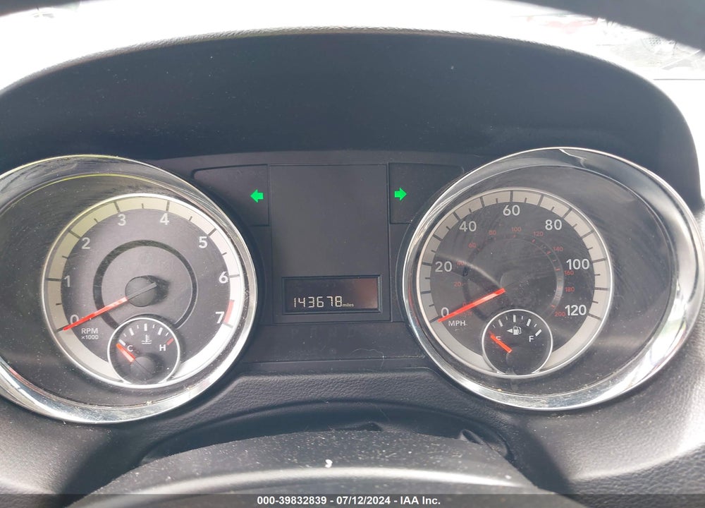 2016 DODGE GRAND CARAVAN SXT VIN: 2C4RDGCG2GR329232