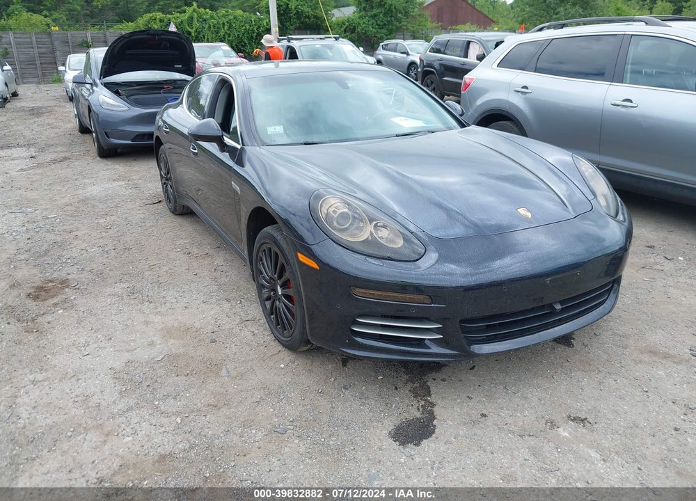 2014 PORSCHE PANAMERA 4S VIN: WP0AB2A75EL055961