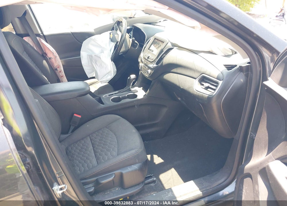 2019 CHEVROLET EQUINOX VIN: 2GNAXUEV8K6142092