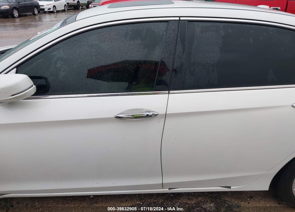 2014 HONDA ACCORD EX-L V-6 VIN: 1HGCR3F8XEA027095