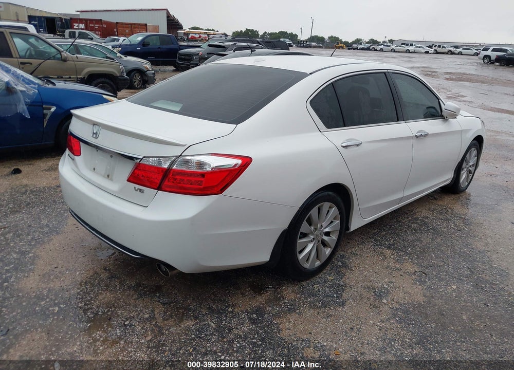 2014 HONDA ACCORD EX-L V-6 VIN: 1HGCR3F8XEA027095