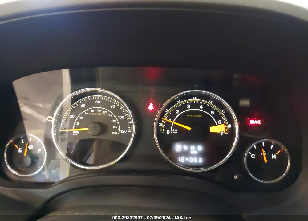 2016 JEEP COMPASS LATITUDE VIN: 1C4NJDEB4GD758124