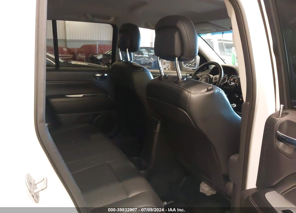 2016 JEEP COMPASS LATITUDE VIN: 1C4NJDEB4GD758124