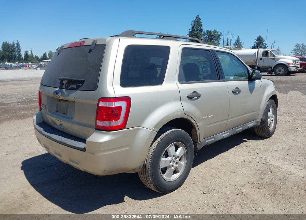2010 FORD ESCAPE XLT VIN: 1FMCU0D7XAKB55634