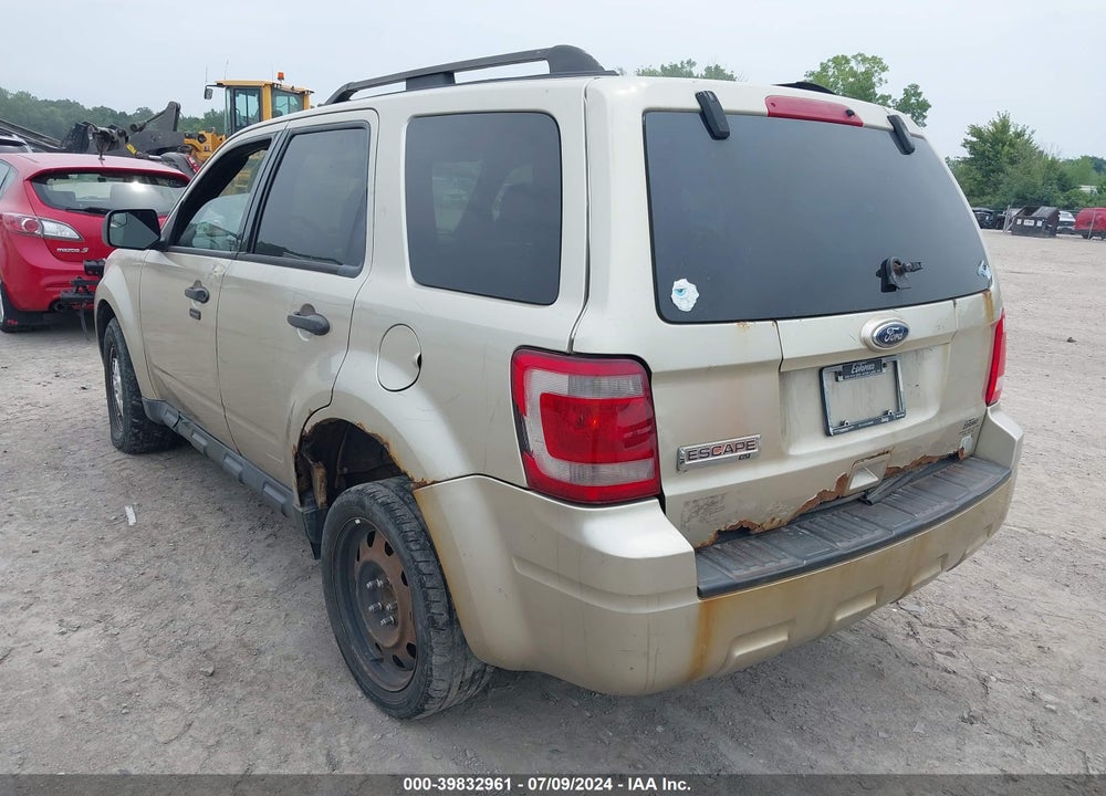 2011 FORD ESCAPE XLT VIN: 1FMCU0D78BKA26163