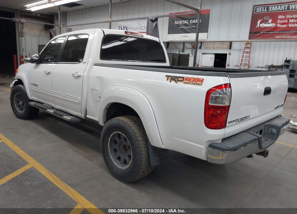 2004 TOYOTA TUNDRA SR5 V8 VIN: 5TBDT44104S446583